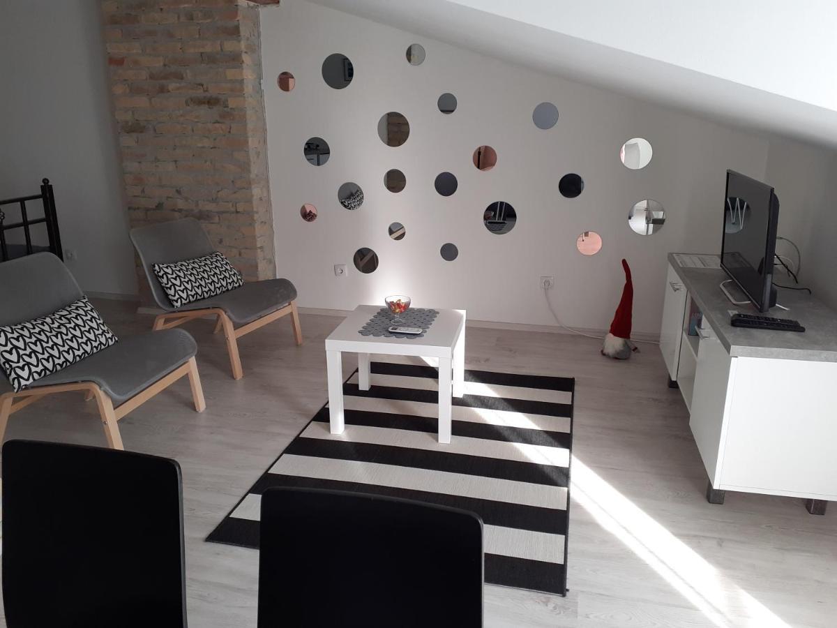 Appartement Flora Novi Sad Extérieur photo