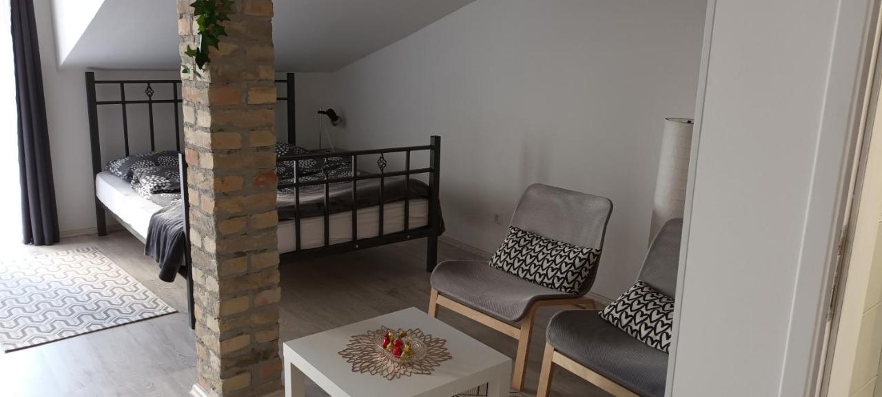 Appartement Flora Novi Sad Extérieur photo